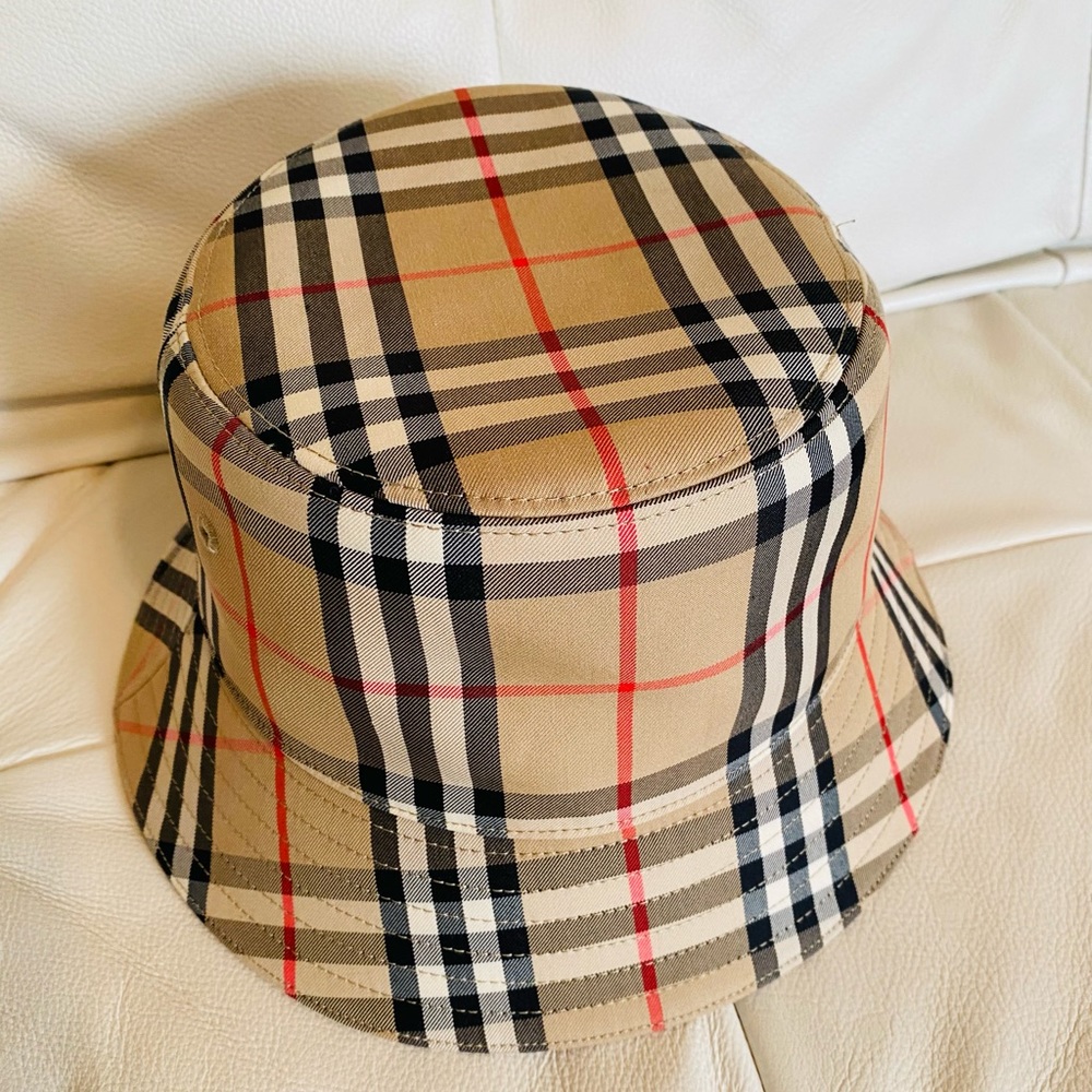 Authentic Burberry Vintage Check Bucket Hat